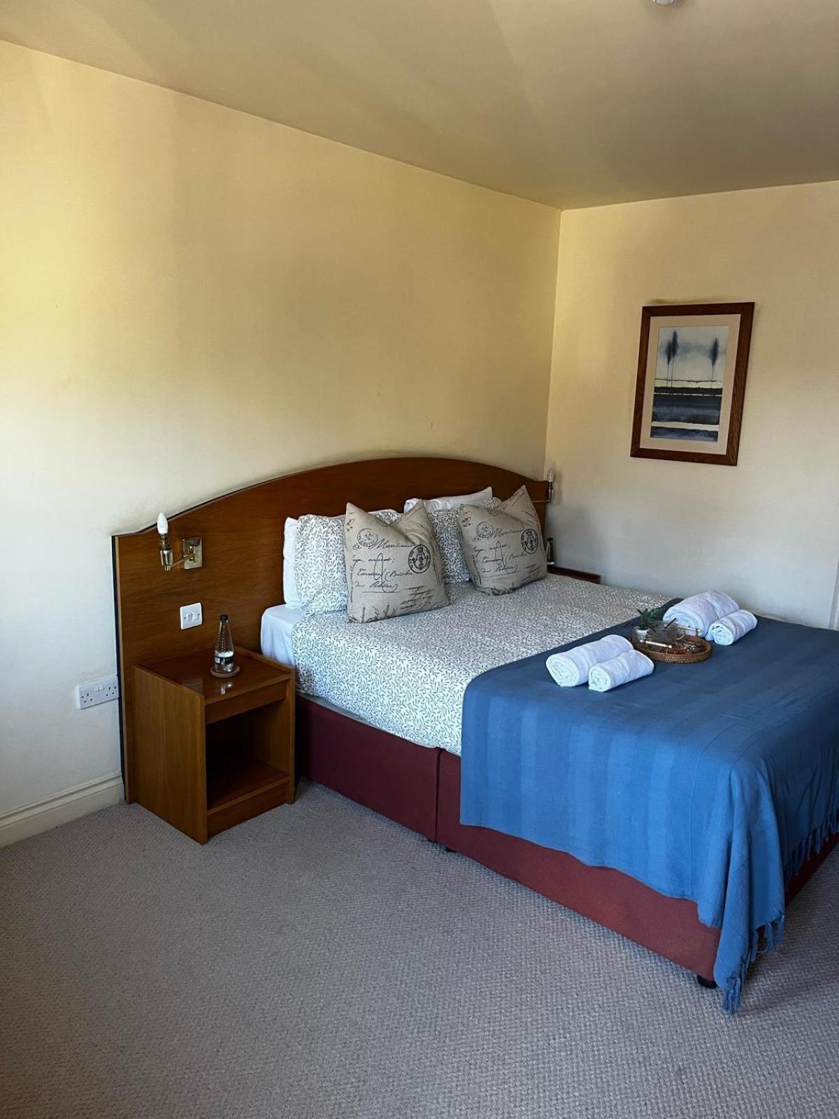 The Cherry Tree Abingdon-on-Thames ภายนอก รูปภาพ