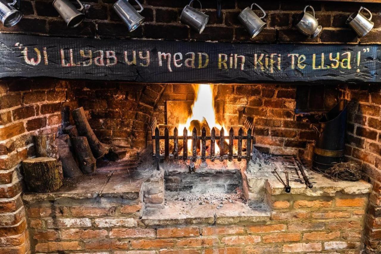 The Cherry Tree Abingdon-on-Thames ภายนอก รูปภาพ
