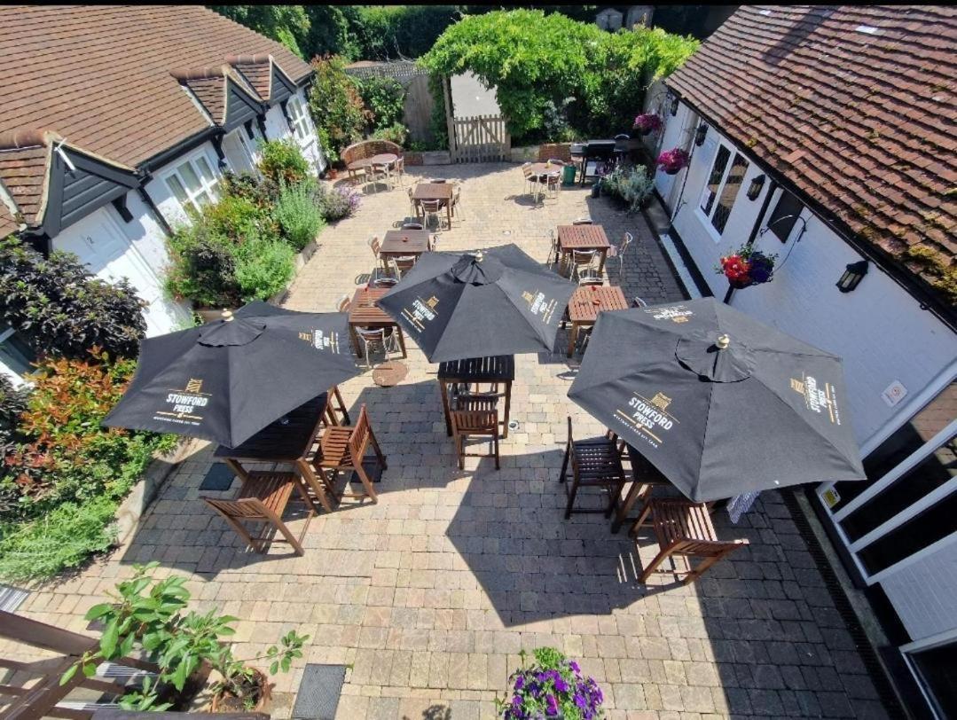 The Cherry Tree Abingdon-on-Thames ภายนอก รูปภาพ