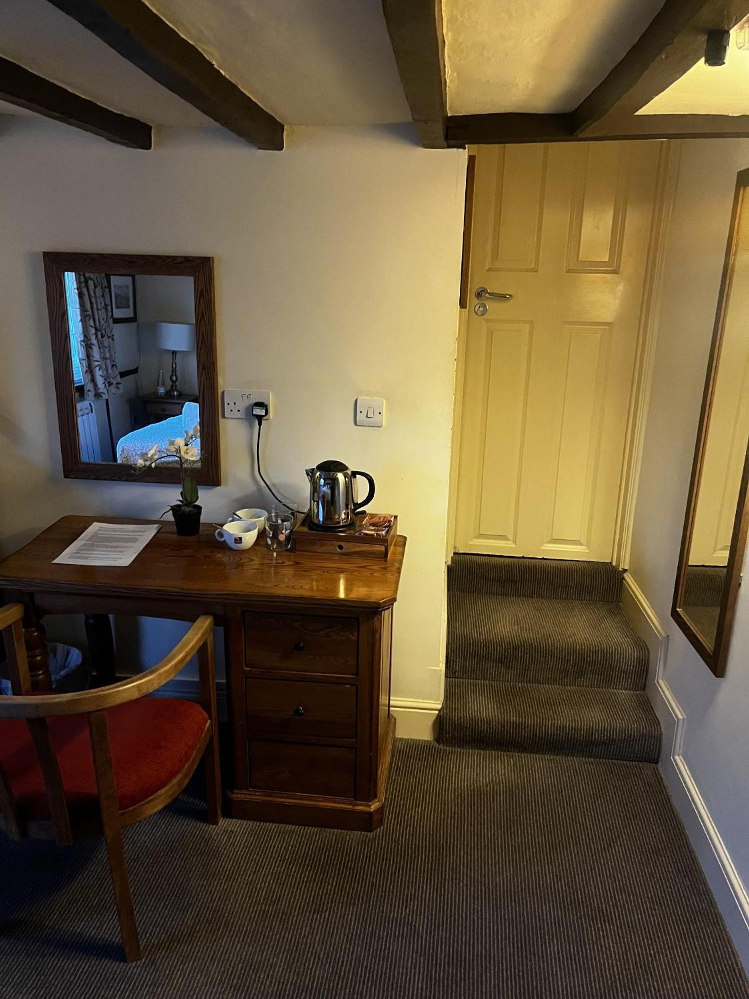 The Cherry Tree Abingdon-on-Thames ภายนอก รูปภาพ